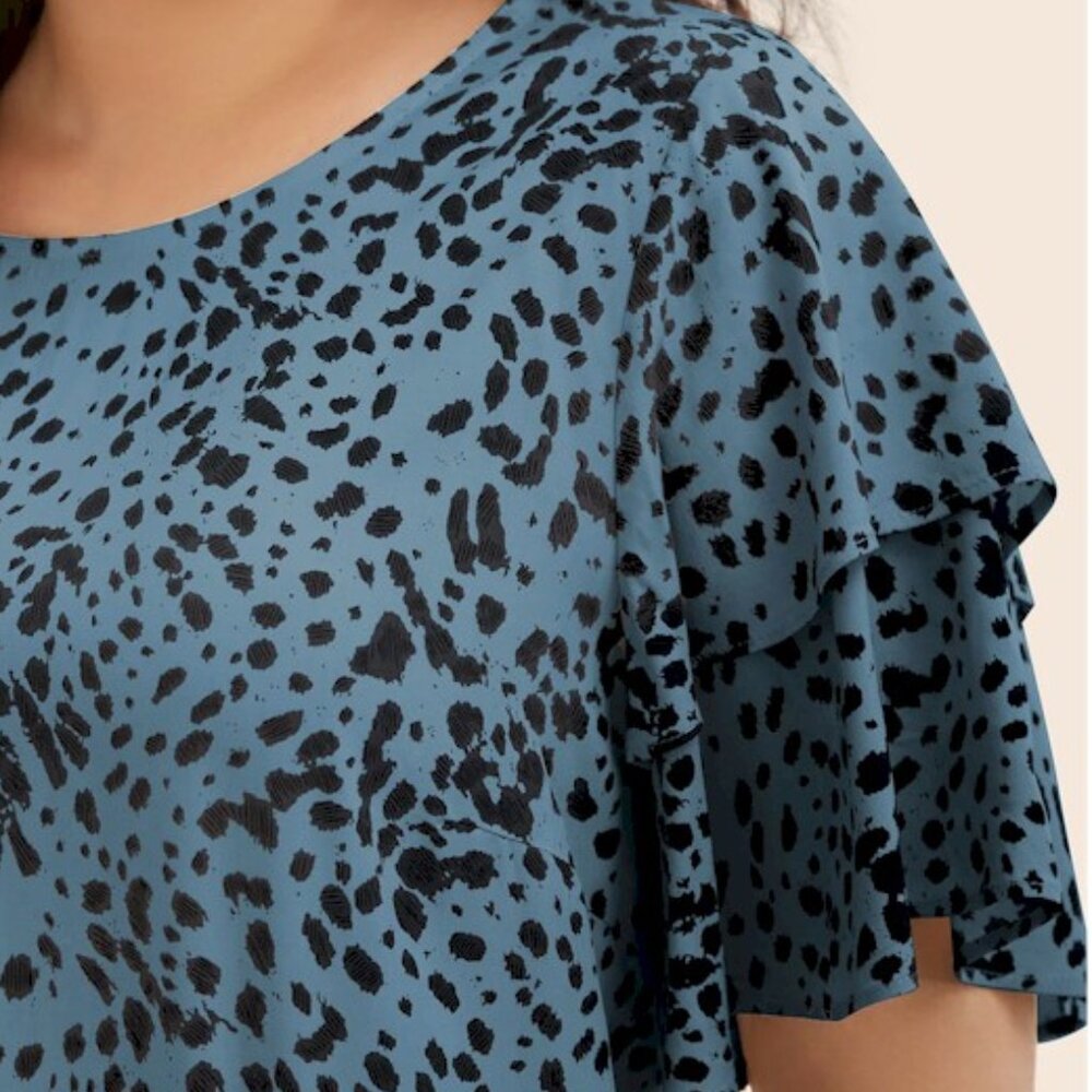 BloomChic Blue and Black Dotted Ruffle Sleeve Blouse - Picture 4 of 11